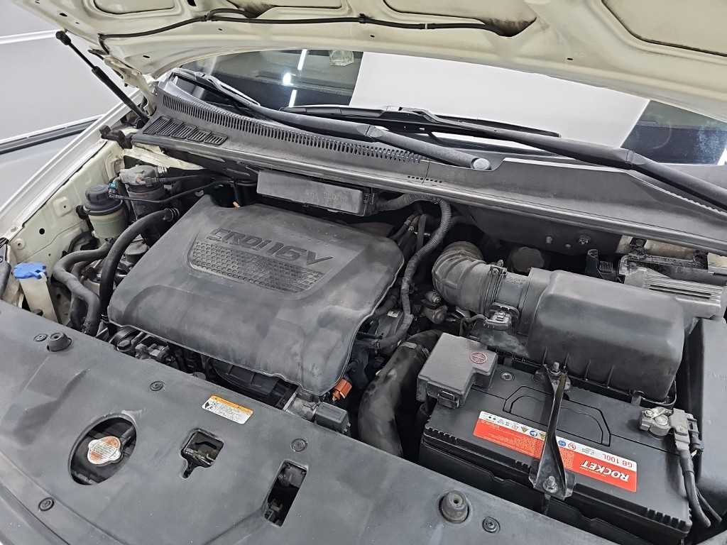 KIA Carnival - Vista 5