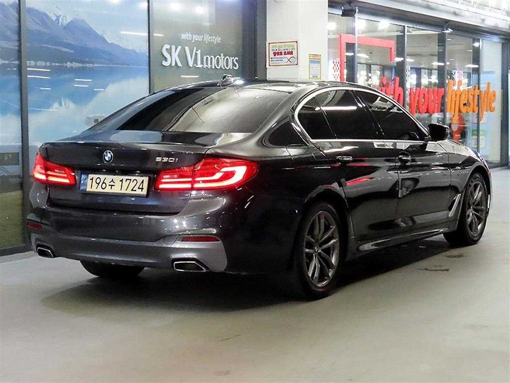 BMW 5 Series - Vista 4