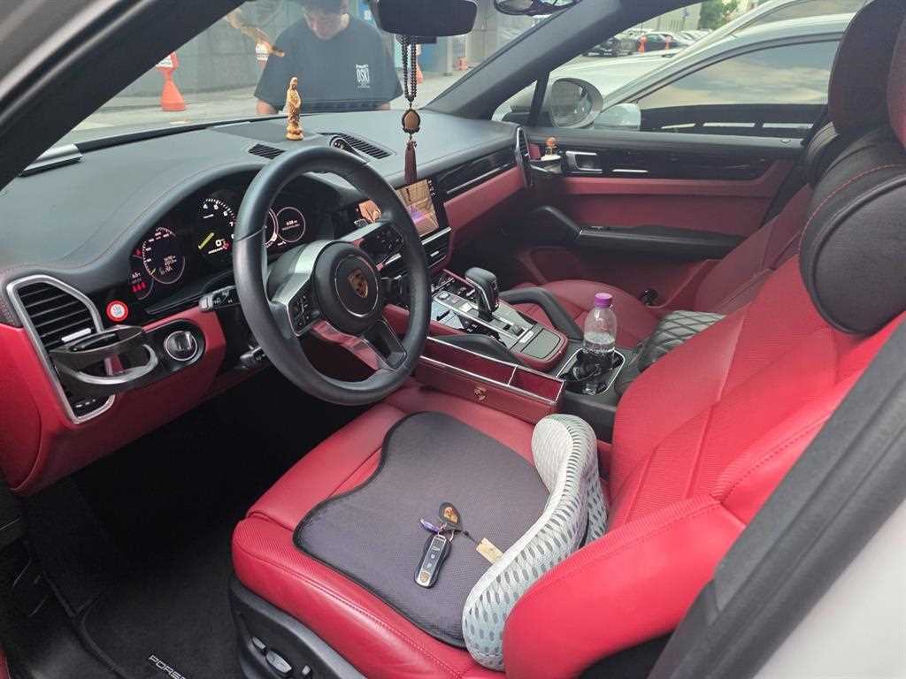 Porsche Cayenne - Vista 4