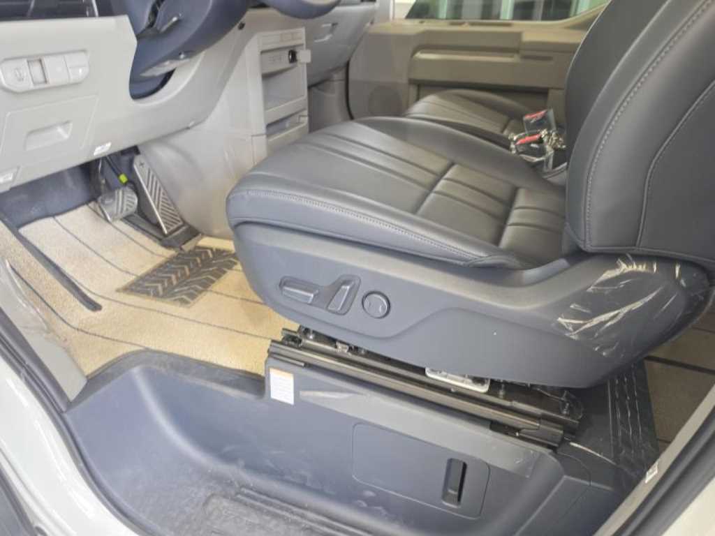 KIA PV5 - Vista 5