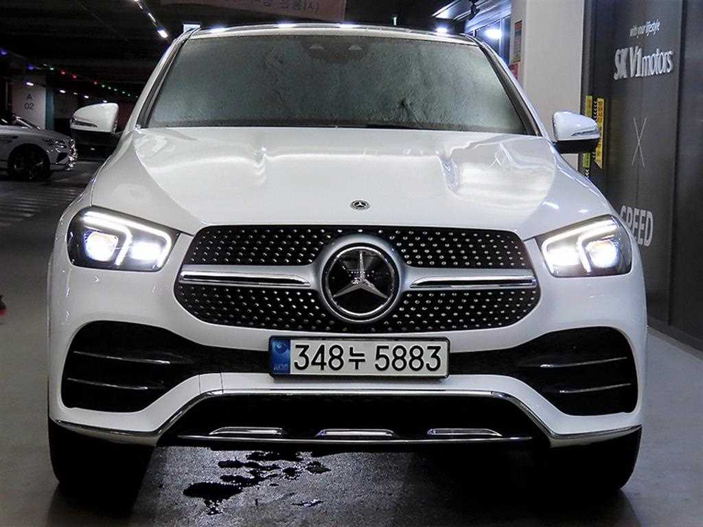 벤츠 GLE 클래스 GLE 400d 4MATIC 쿠페 사진 2/20