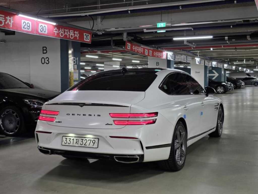 Genesis G80 - Vista 4