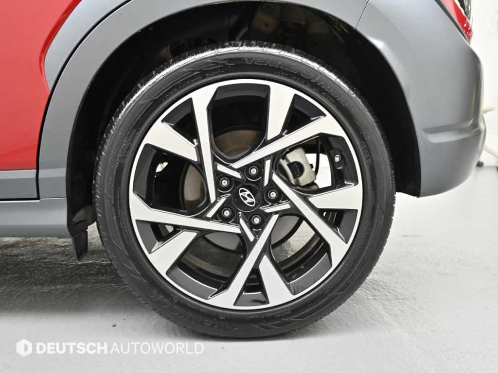 HYUNDAI Kona - Vista 5