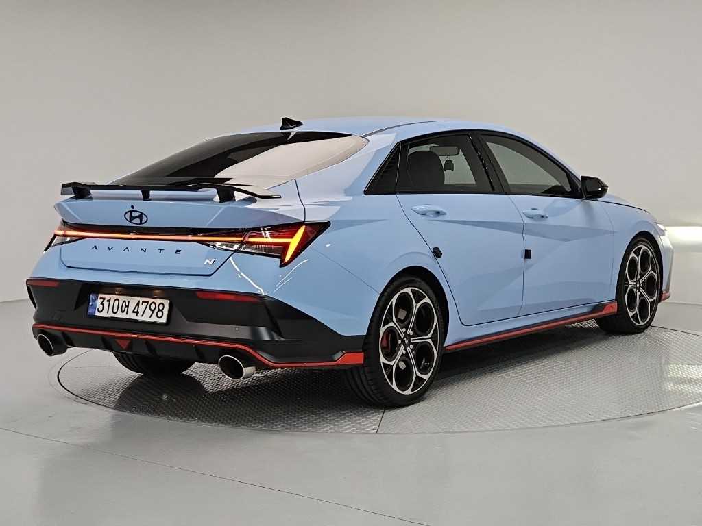 HYUNDAI Avante - Vista 4