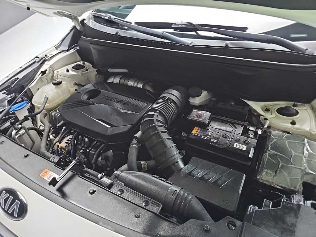 KIA Seltos - Vista 5