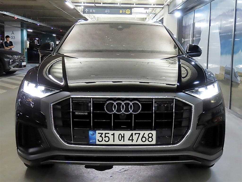 아우디 Q8 45 TDI 콰트로 프리미엄 사진 2/20