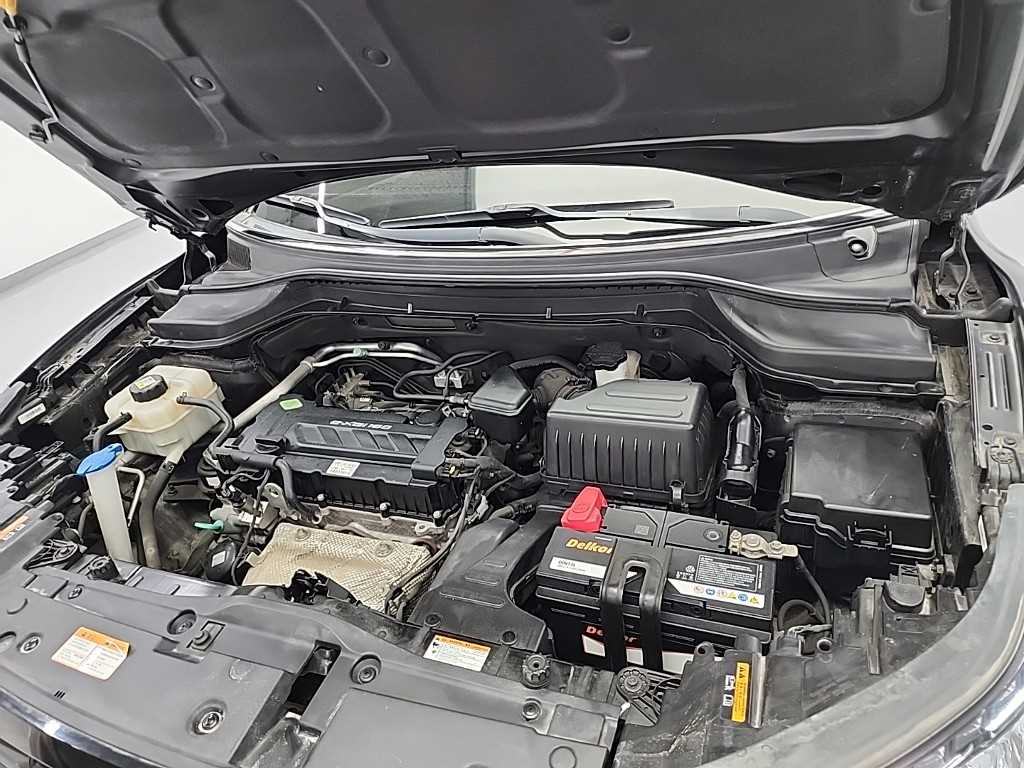 Ssangyong Tivoli - Vista 5