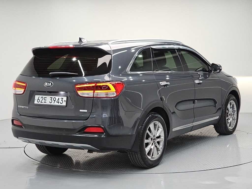 KIA Sorento - Vista 4
