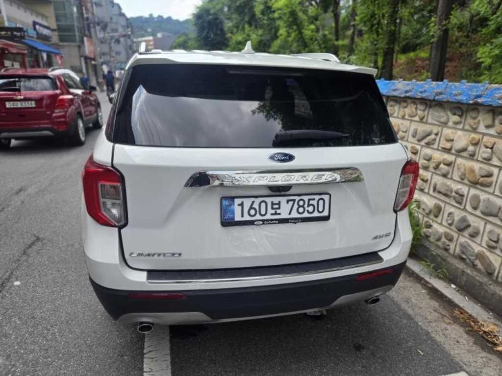 Ford Explorer - Vista 4