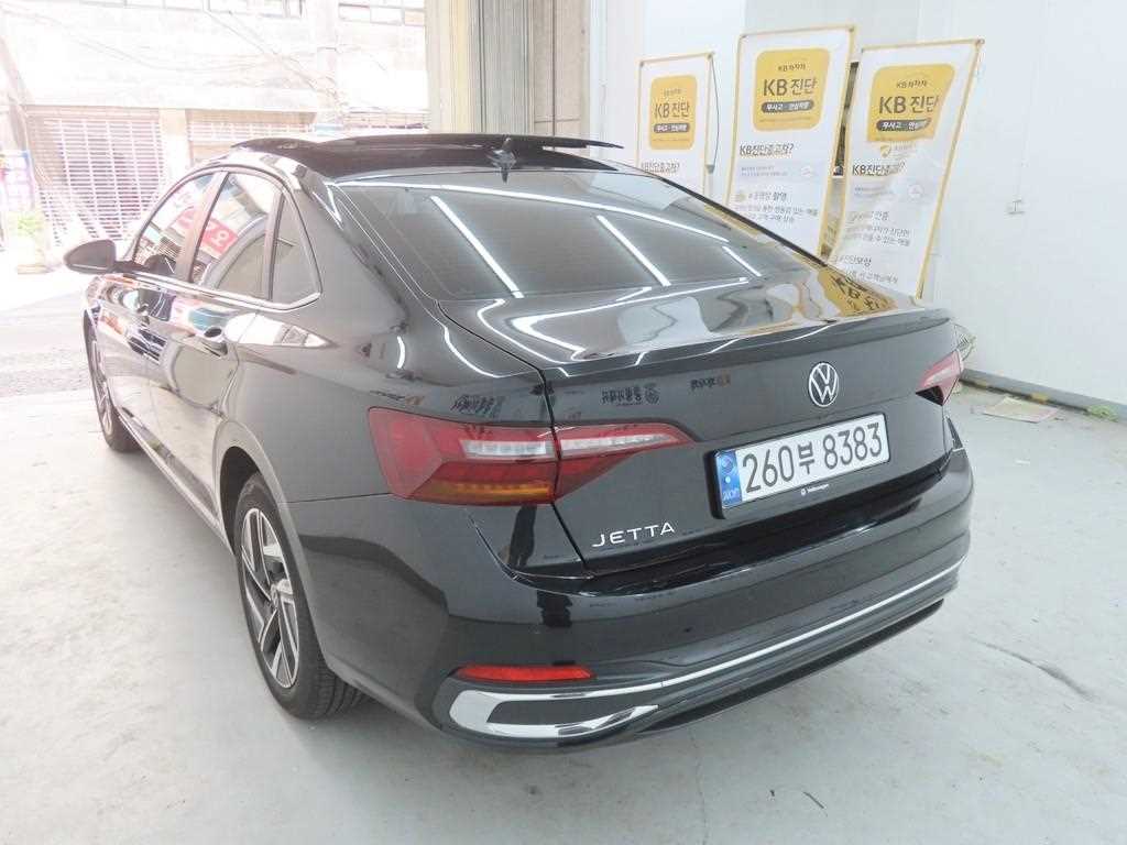 Volkswagen Jetta - Vista 4
