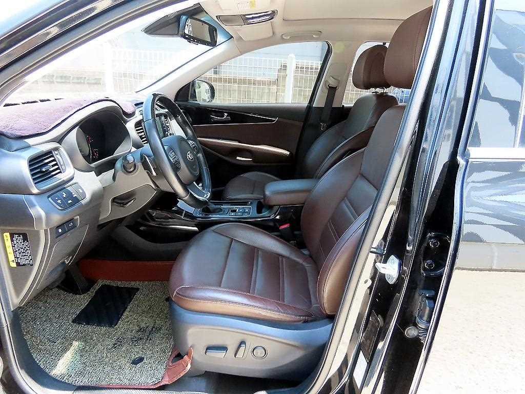 KIA Sorento - Vista 5