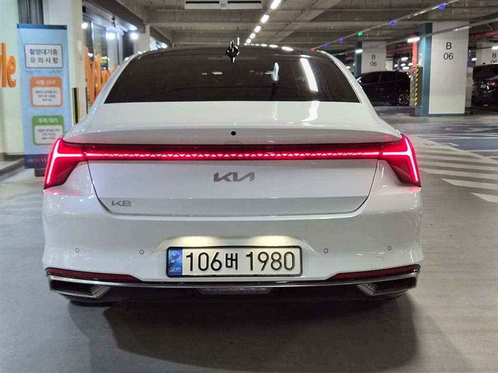 KIA K8 - Vista 5