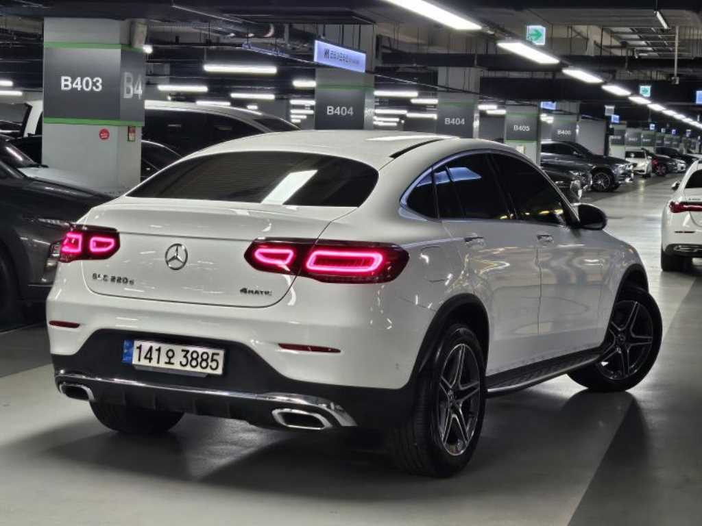 Mercedes Benz GLC Class - Vista 4