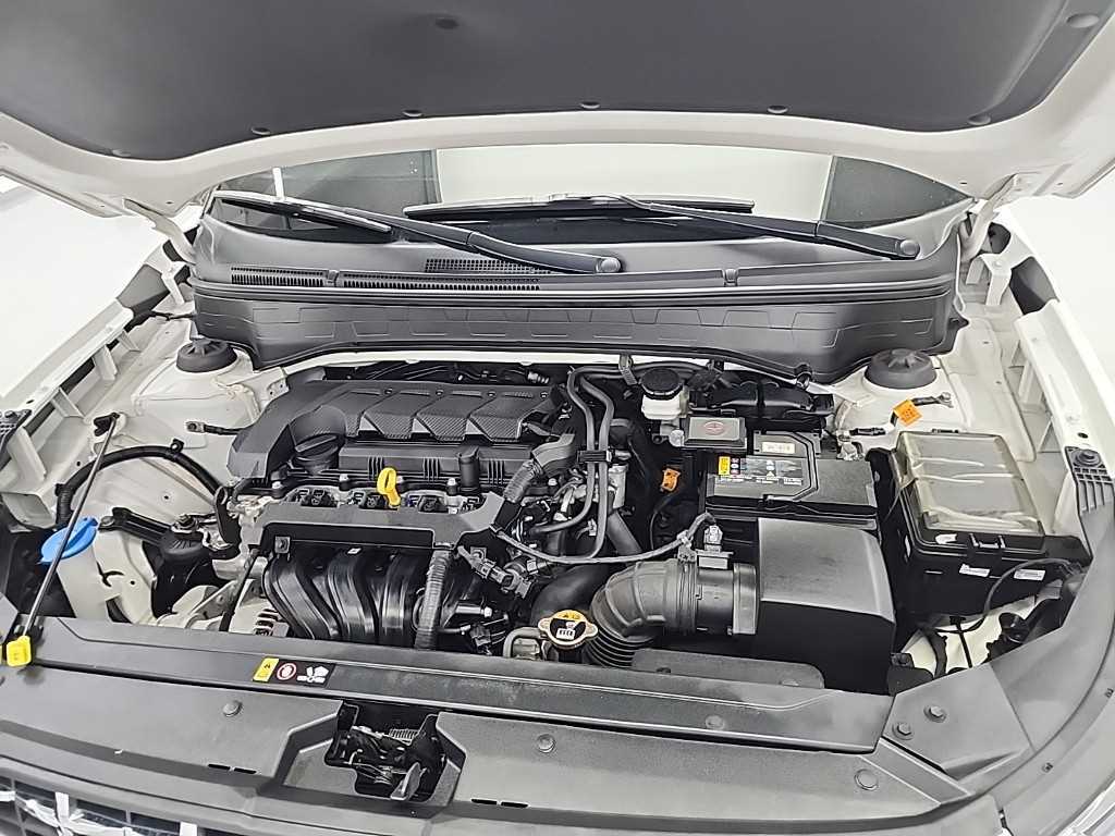 HYUNDAI Venue - Vista 5