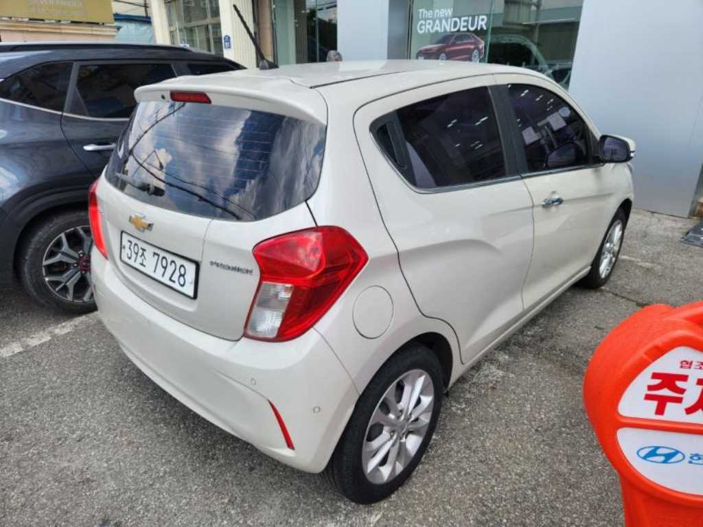 Chevrolet Spark - Vista 4