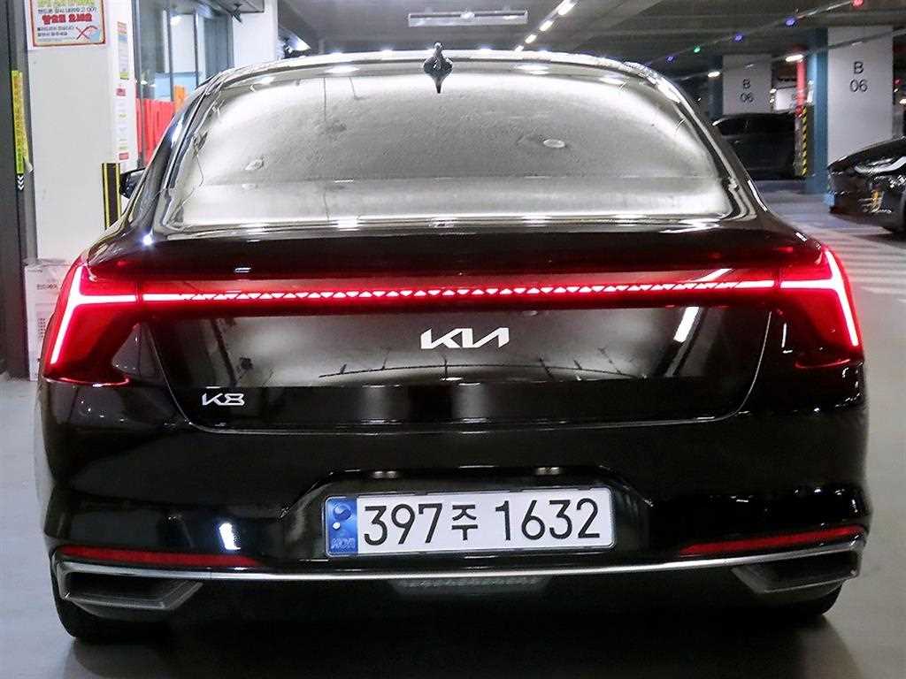 KIA K8 - Vista 5