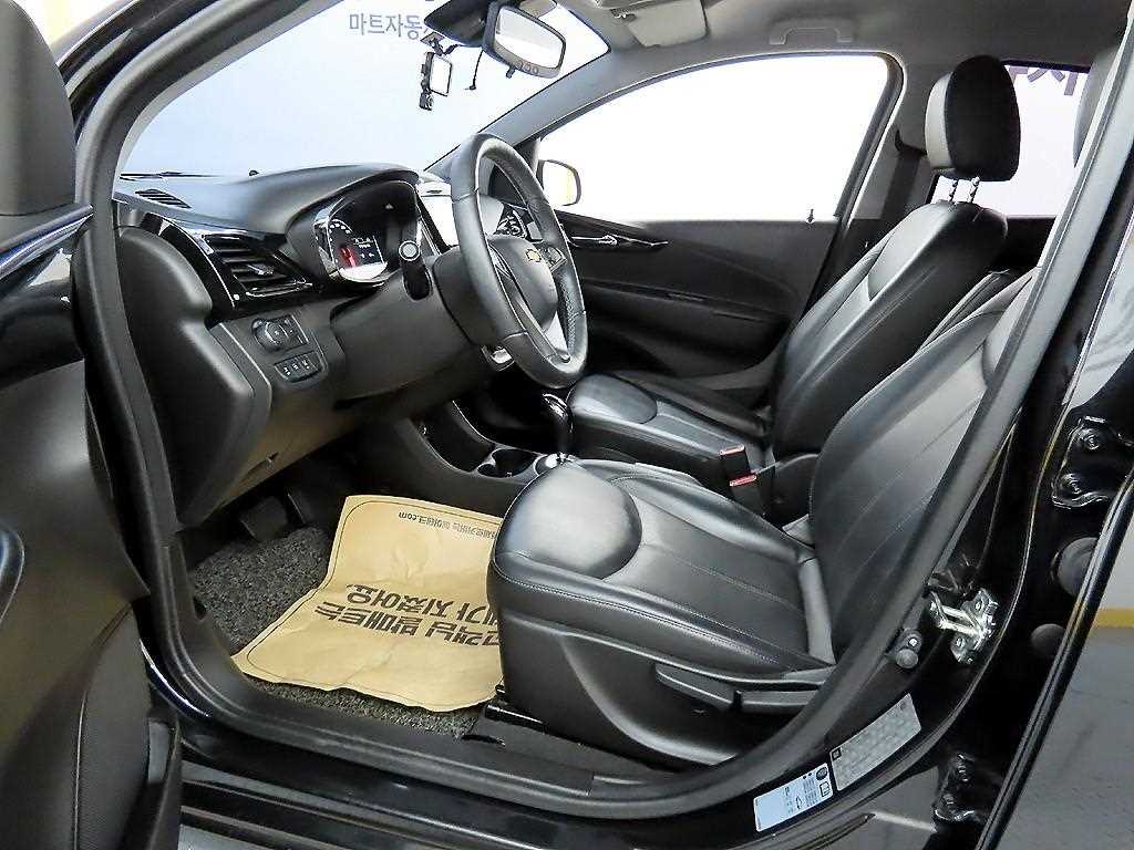 Chevrolet Spark - Vista 5