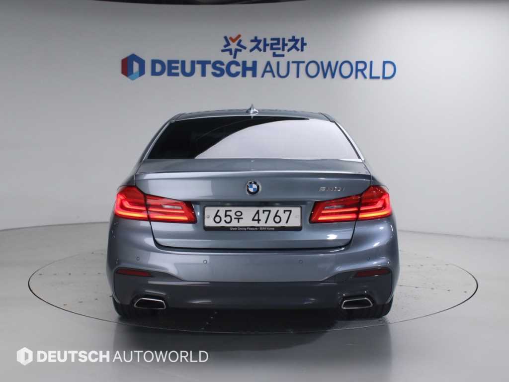 BMW 5 Series - Vista 4