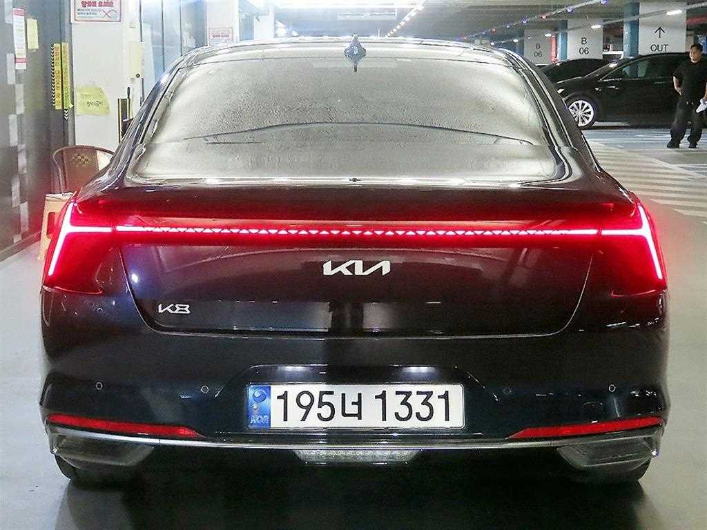KIA K8 - Vista 5