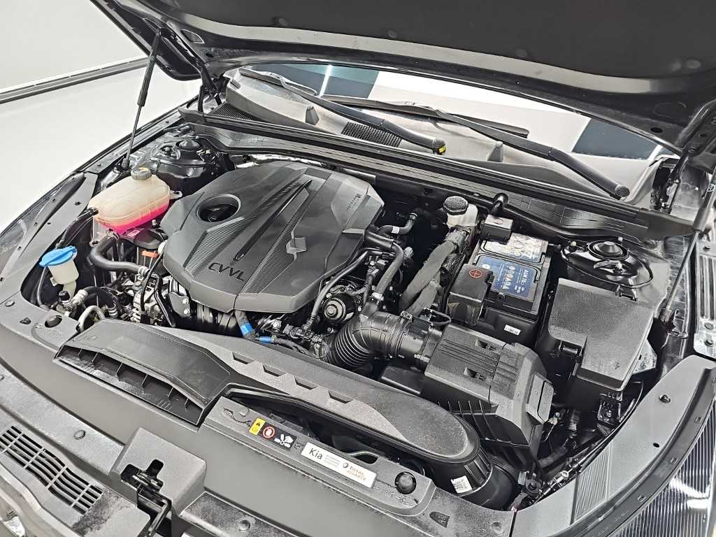 KIA K5 - Vista 5