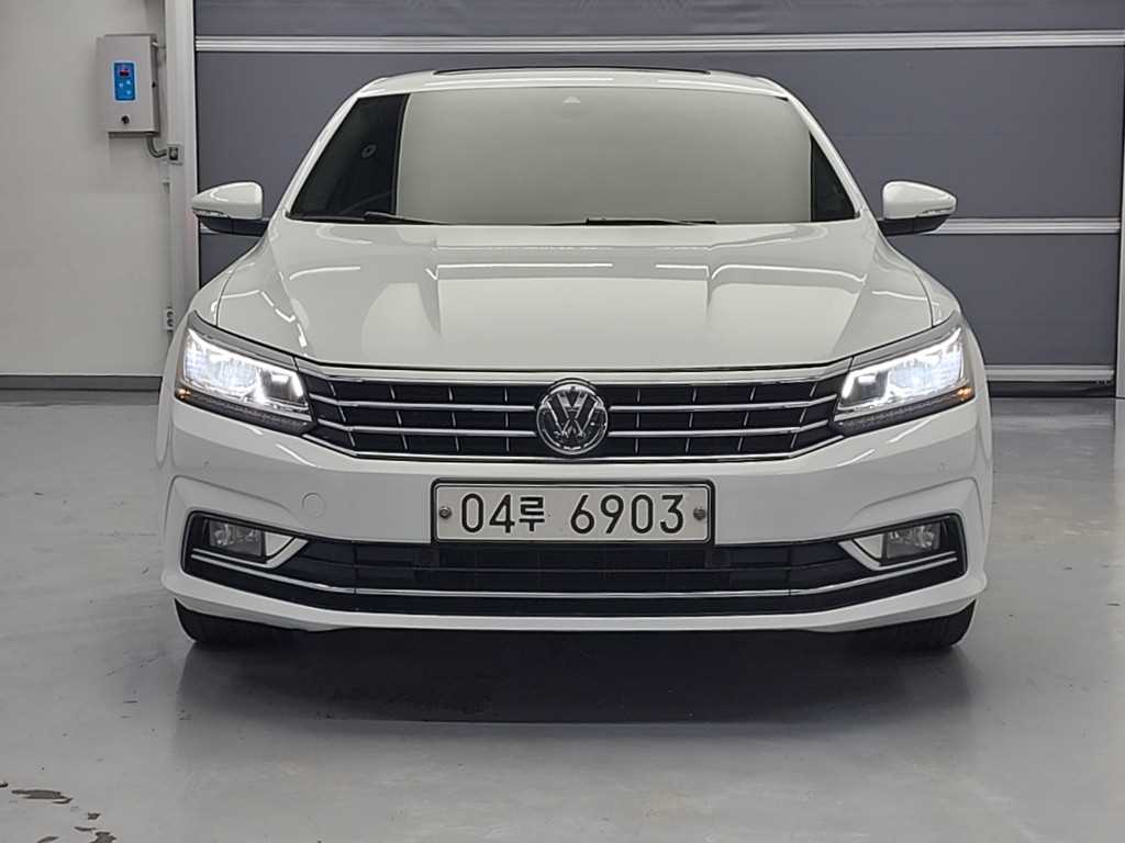 폭스바겐 파사트 2.0 TSI 사진 2/20