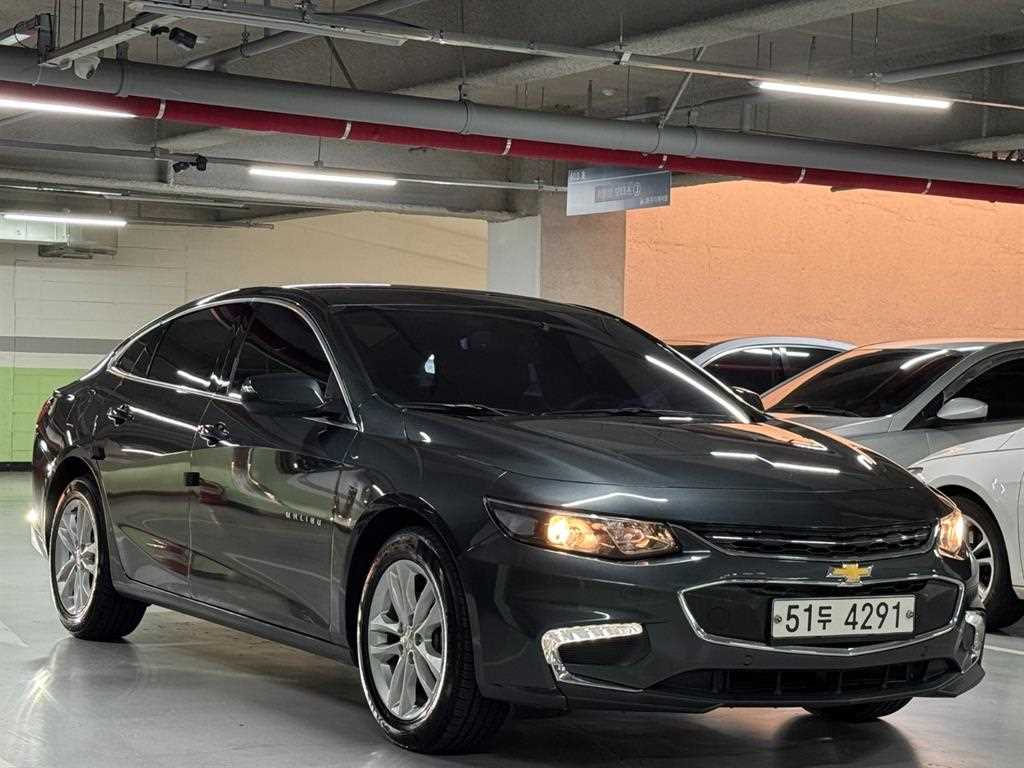 Chevrolet Malibu - Vista 4
