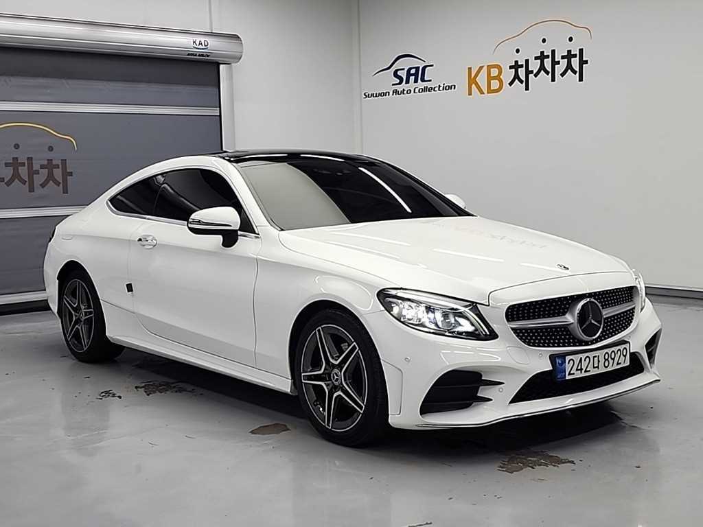 Mercedes Benz C Class - Vista 4
