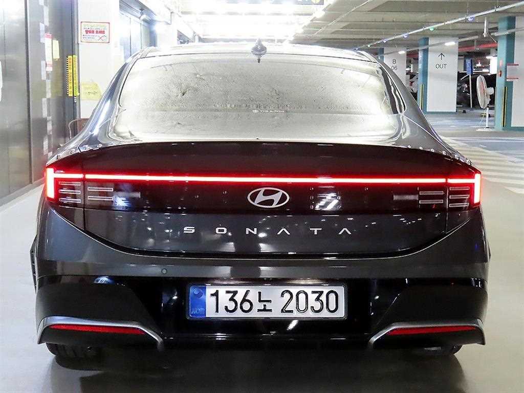 HYUNDAI Sonata - Vista 5