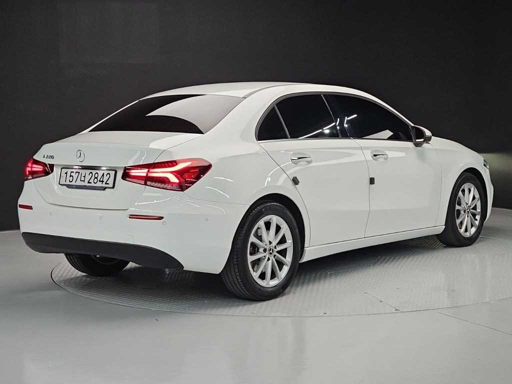 Mercedes Benz A Class - Vista 4