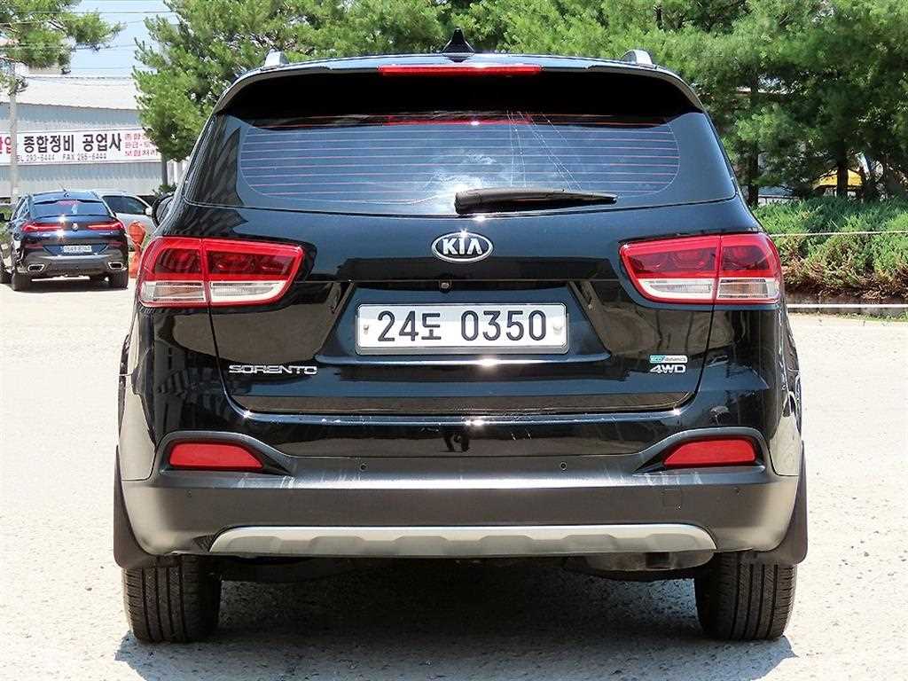 KIA Sorento - Vista 4