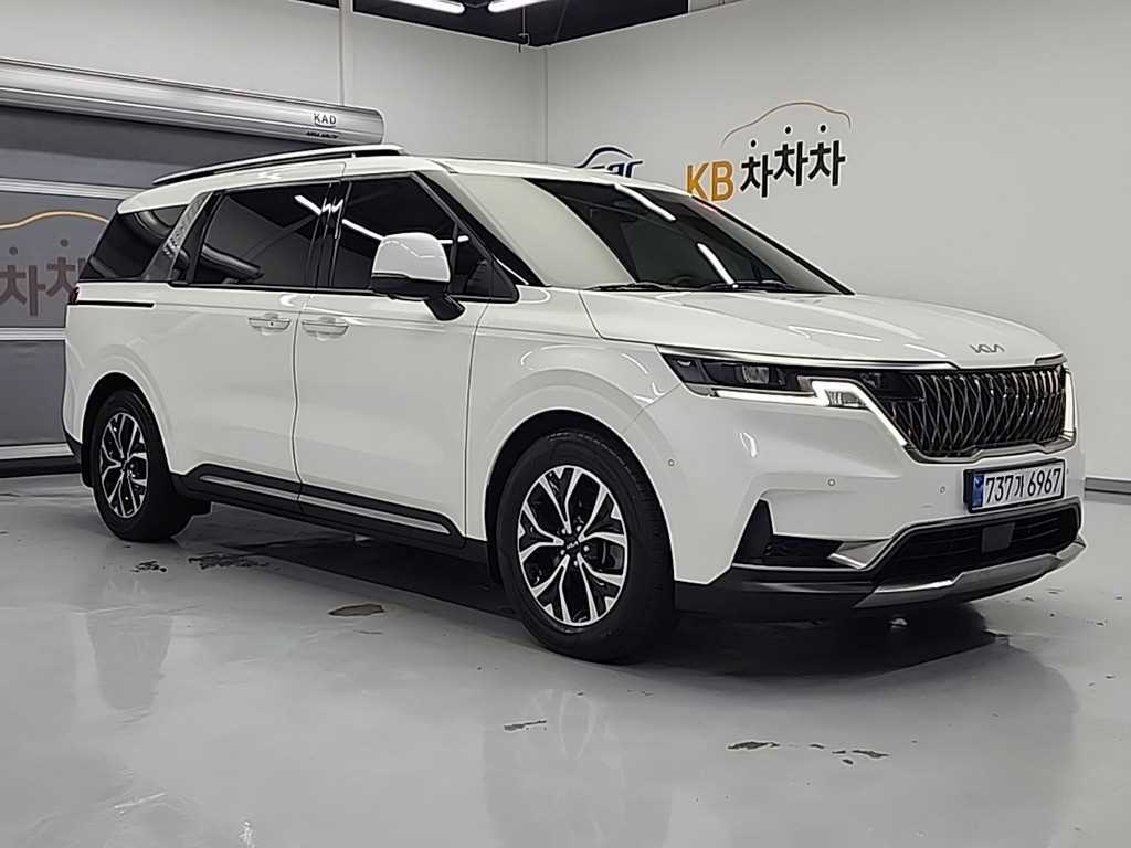 KIA Carnival - Vista 4