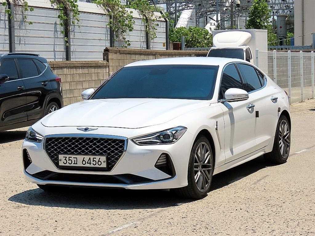 제네시스 G70 2.0T 슈프림 사진 2/20