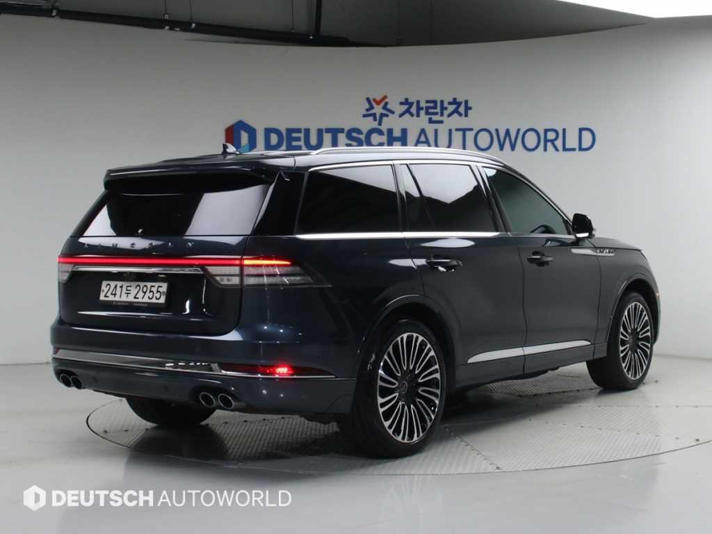 링컨 에비에이터 3.0 블랙라벨 AWD 사진 2/20