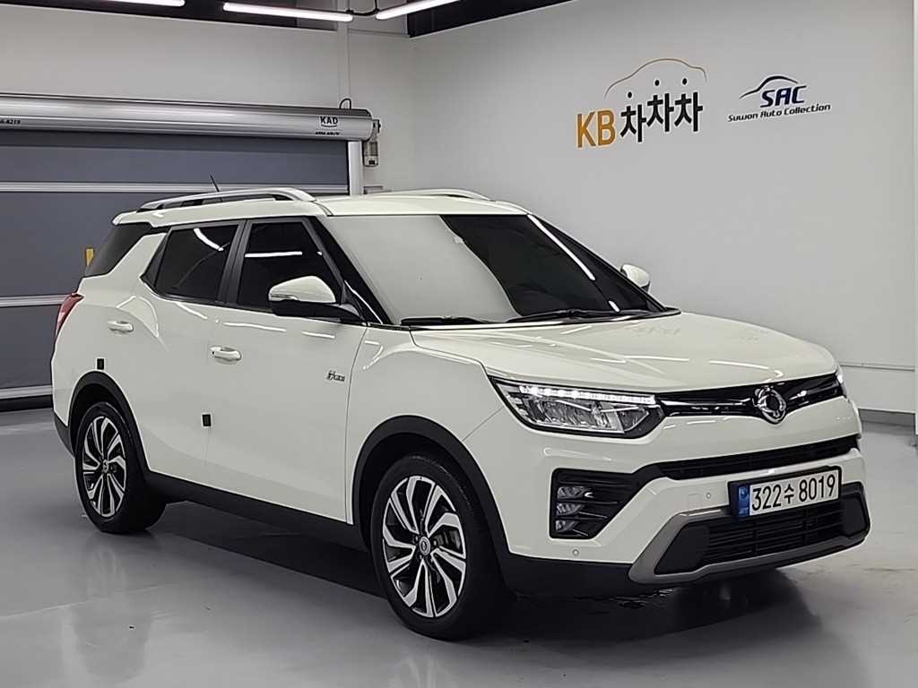 Ssangyong Tivoli - Vista 4