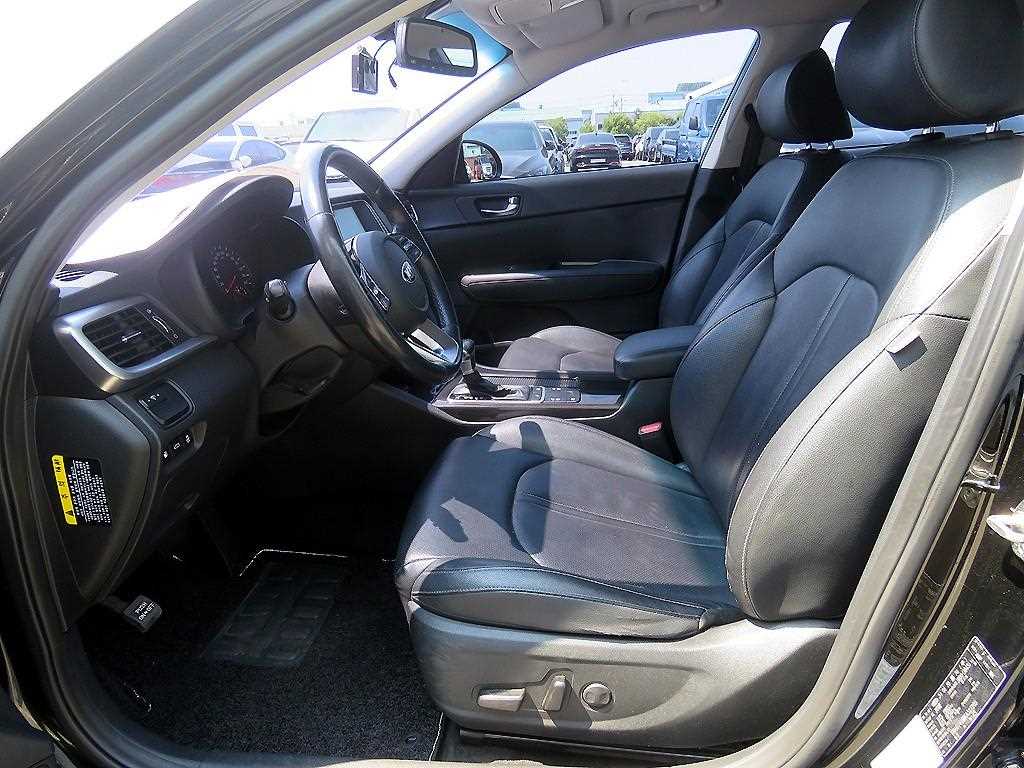 KIA K5 - Vista 5