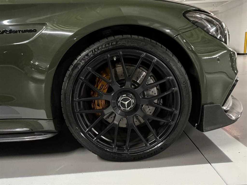 Mercedes Benz C Class - Vista 4
