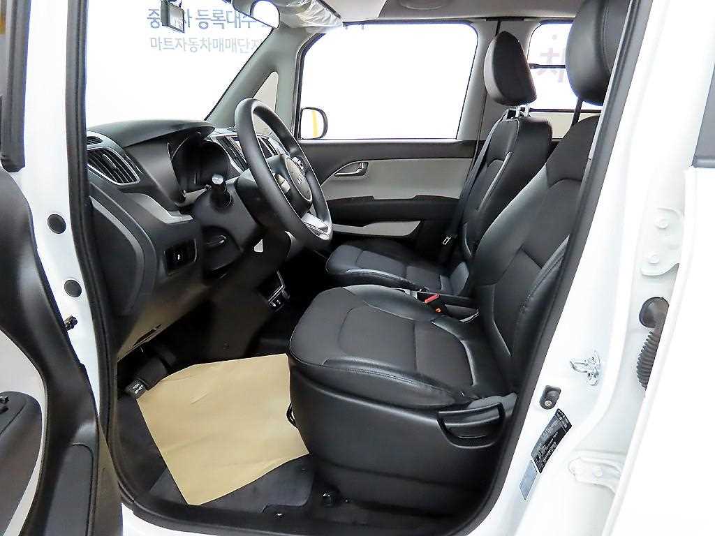 KIA Ray - Vista 5