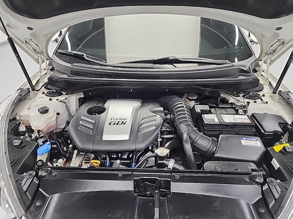 HYUNDAI Veloster - Vista 5