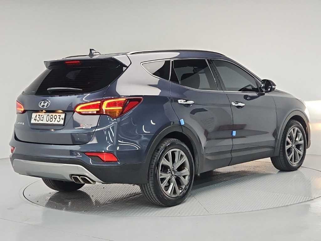 HYUNDAI Santa Fe - Vista 4