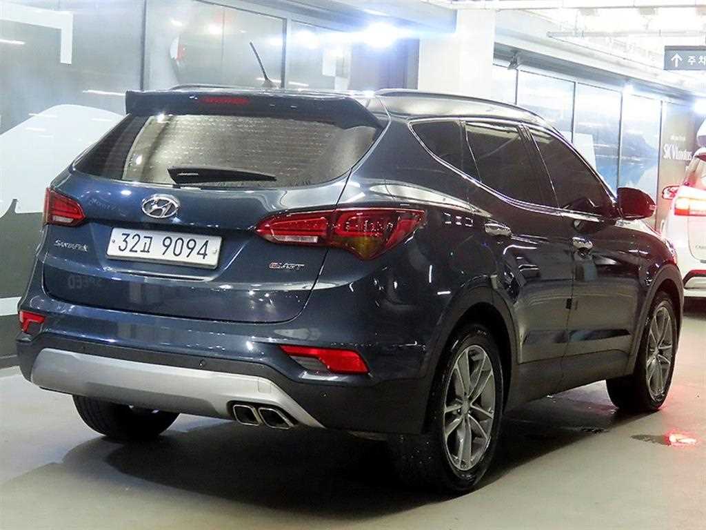 HYUNDAI Santa Fe - Vista 4