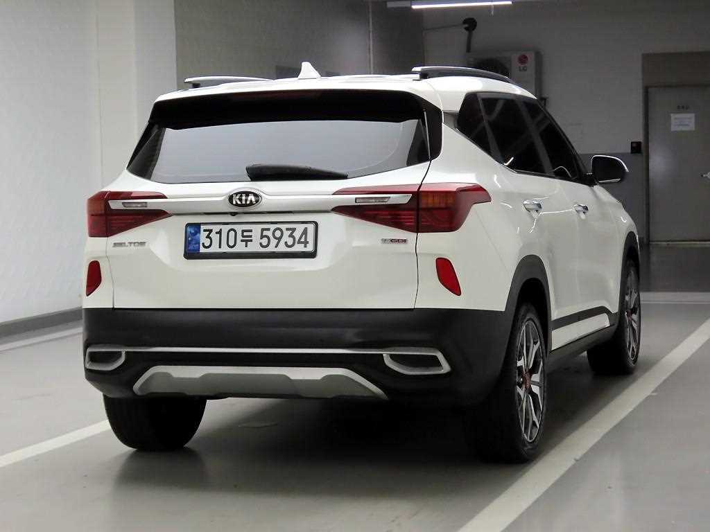 KIA Seltos - Vista 4