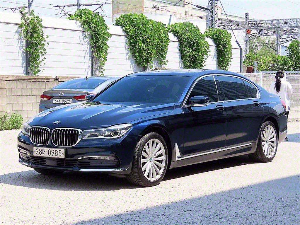 BMW 7시리즈 730Ld xDrive 사진 2/20