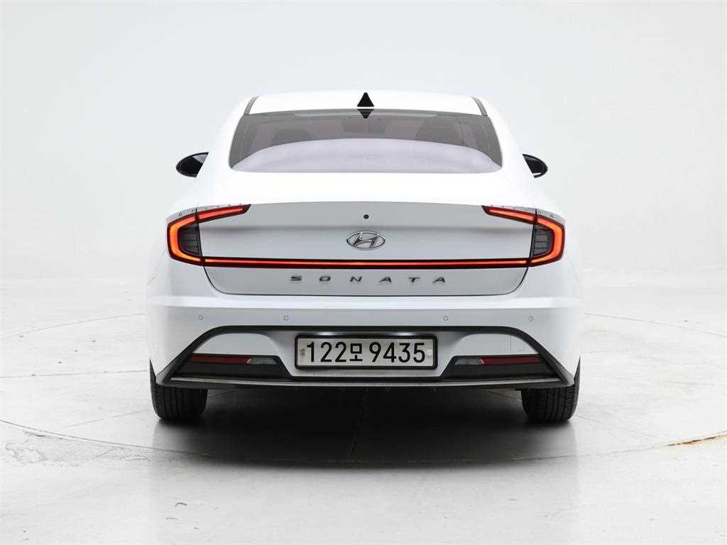 HYUNDAI Sonata - Vista 5