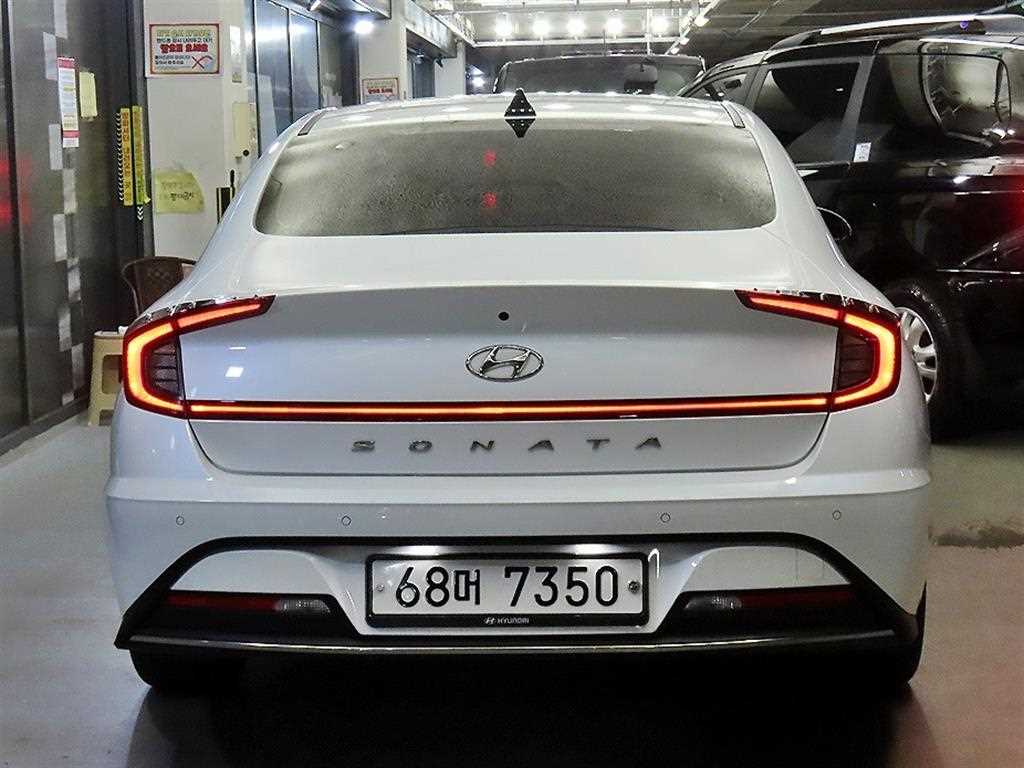 HYUNDAI Sonata - Vista 5