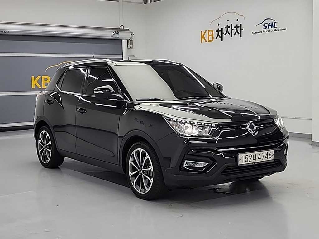 Ssangyong Tivoli - Vista 4