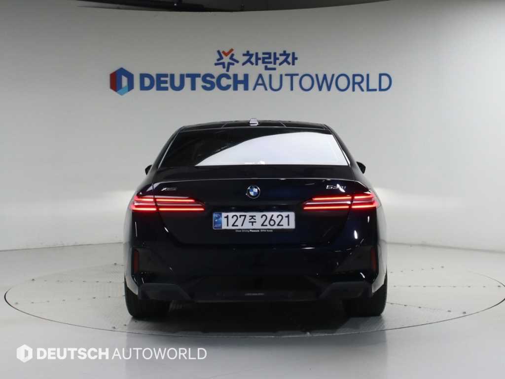 BMW 5 Series - Vista 4