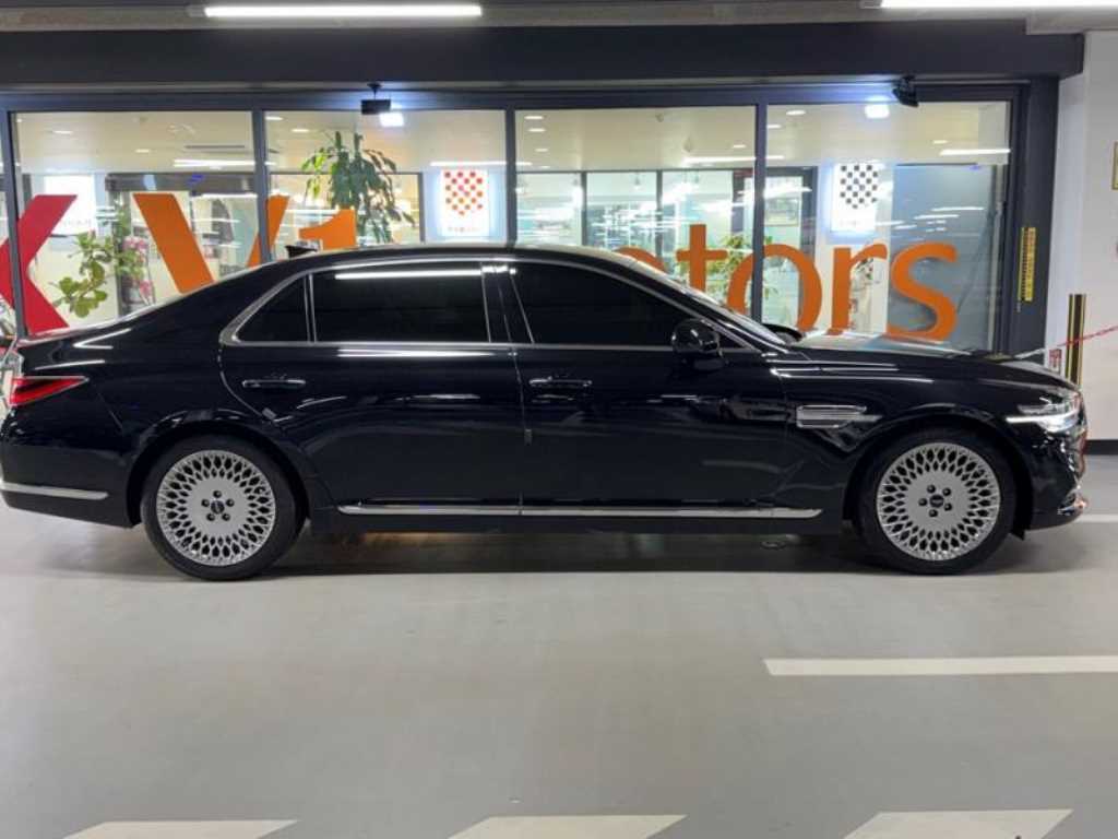 Genesis G90 - Vista 4