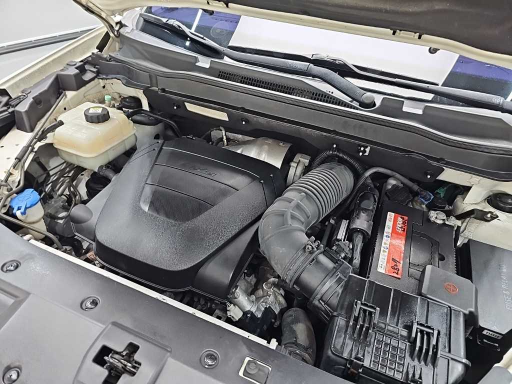 Ssangyong Korando - Vista 5