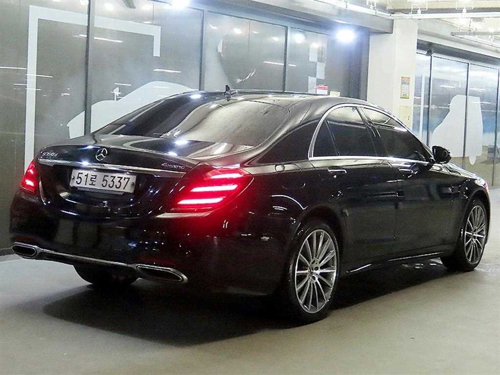 Mercedes Benz S Class - Vista 4
