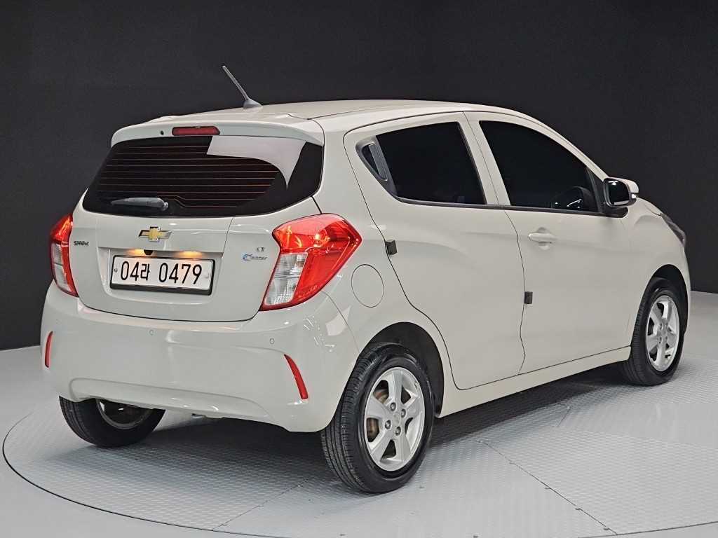 Chevrolet Spark - Vista 4